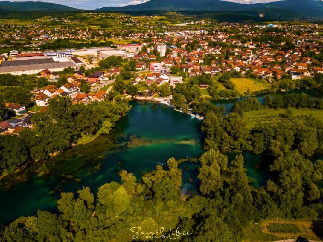 Holiday Home Waterfall View Bihać Extérieur photo