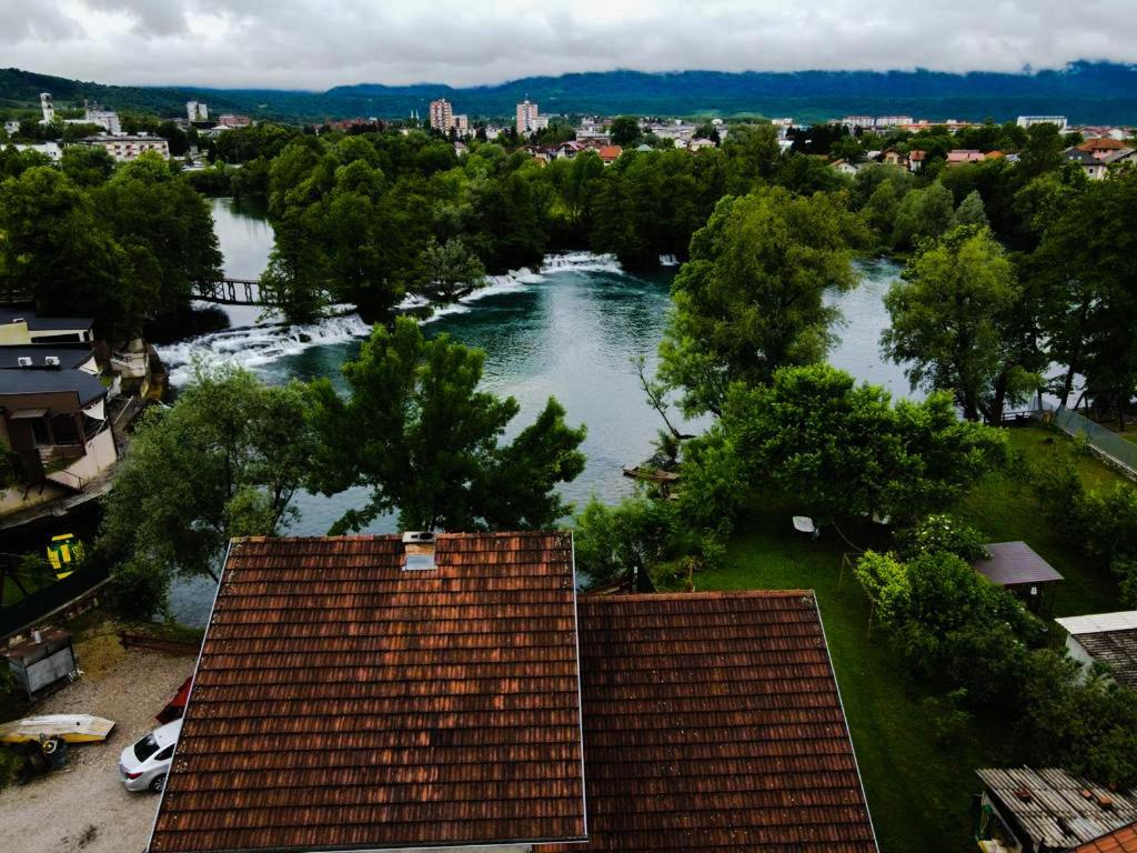 Holiday Home Waterfall View Bihać Extérieur photo