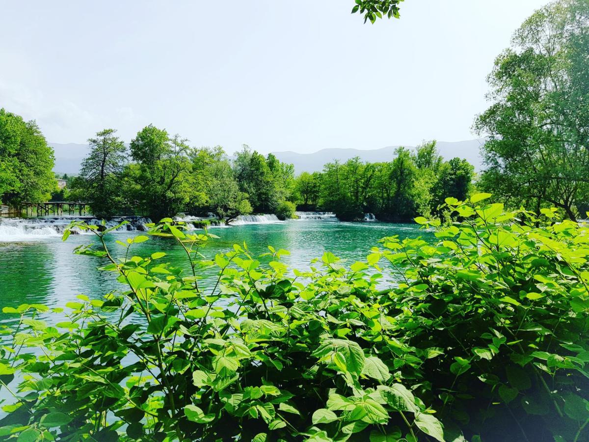 Holiday Home Waterfall View Bihać Extérieur photo